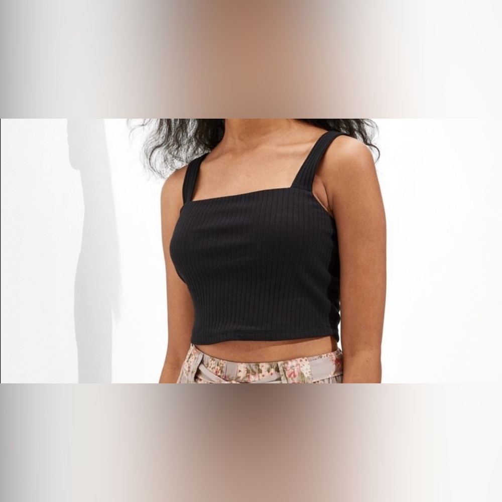 AE Cropped Square-Neck Tank Top